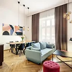 Apartment Tyzenhauz Old Town *