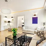 Apartment Tyzenhauz Old Town