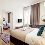 Tyzenhauz Old Town Apartment *