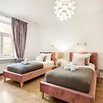 Apartment Tyzenhauz Old Town