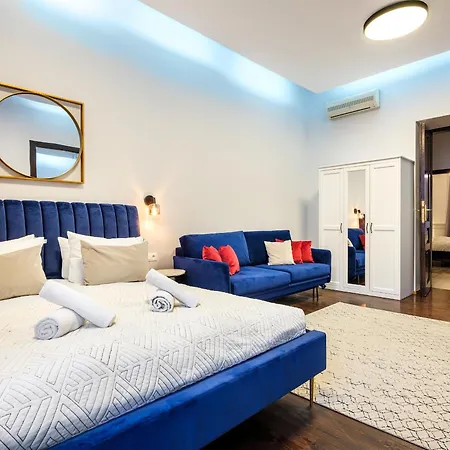Tyzenhauz Old Town 公寓 *