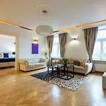 Apartment Tyzenhauz Old Town